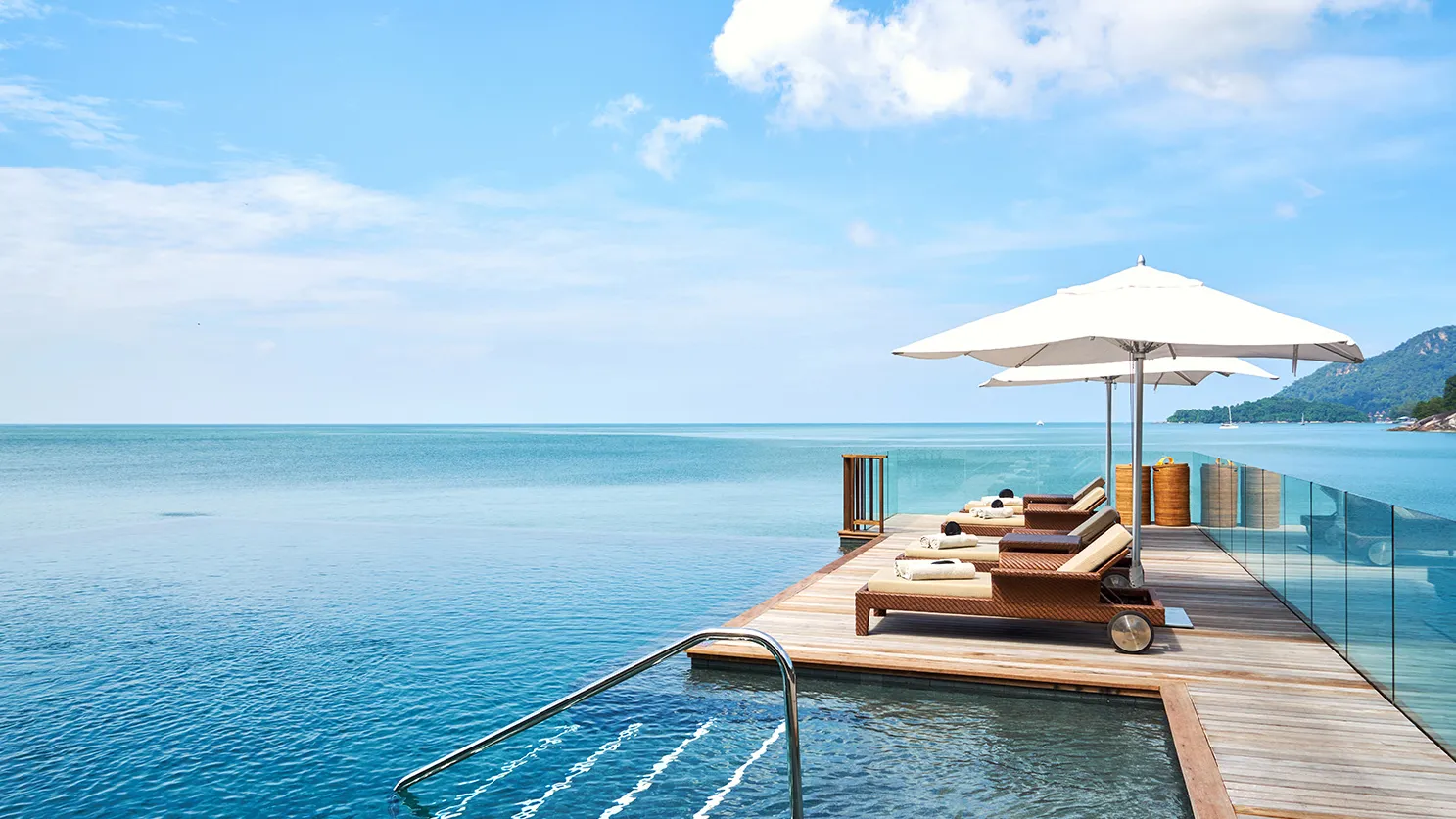 The Ritz-Carlton, Langkawi_2019_Infinity-Pool---Day-03