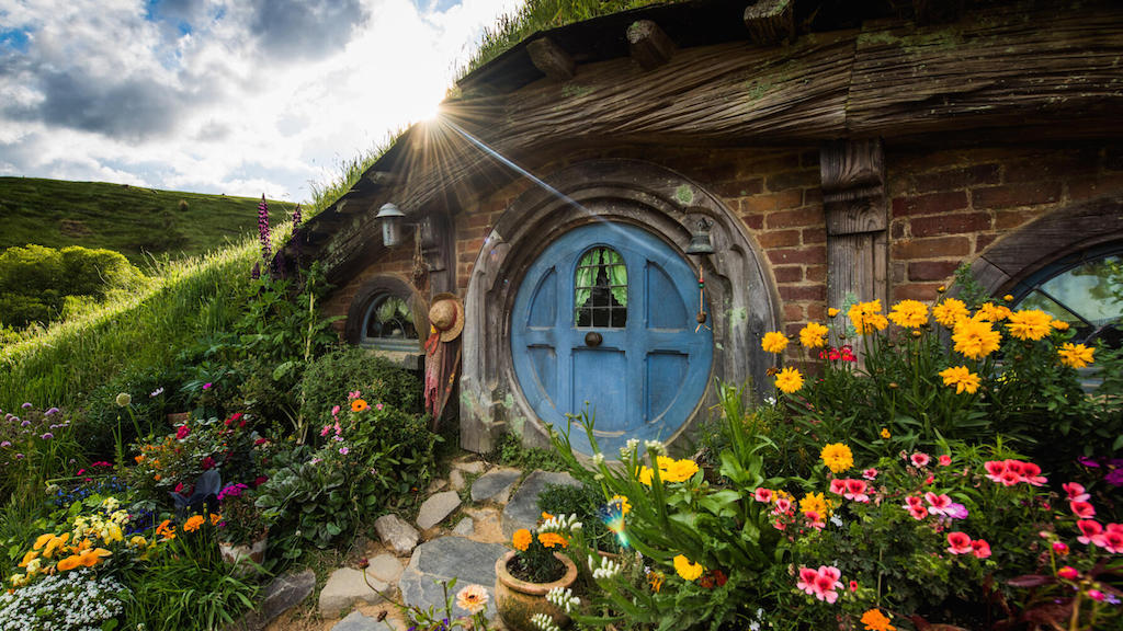 Hobbiton Movie Set New Zealand