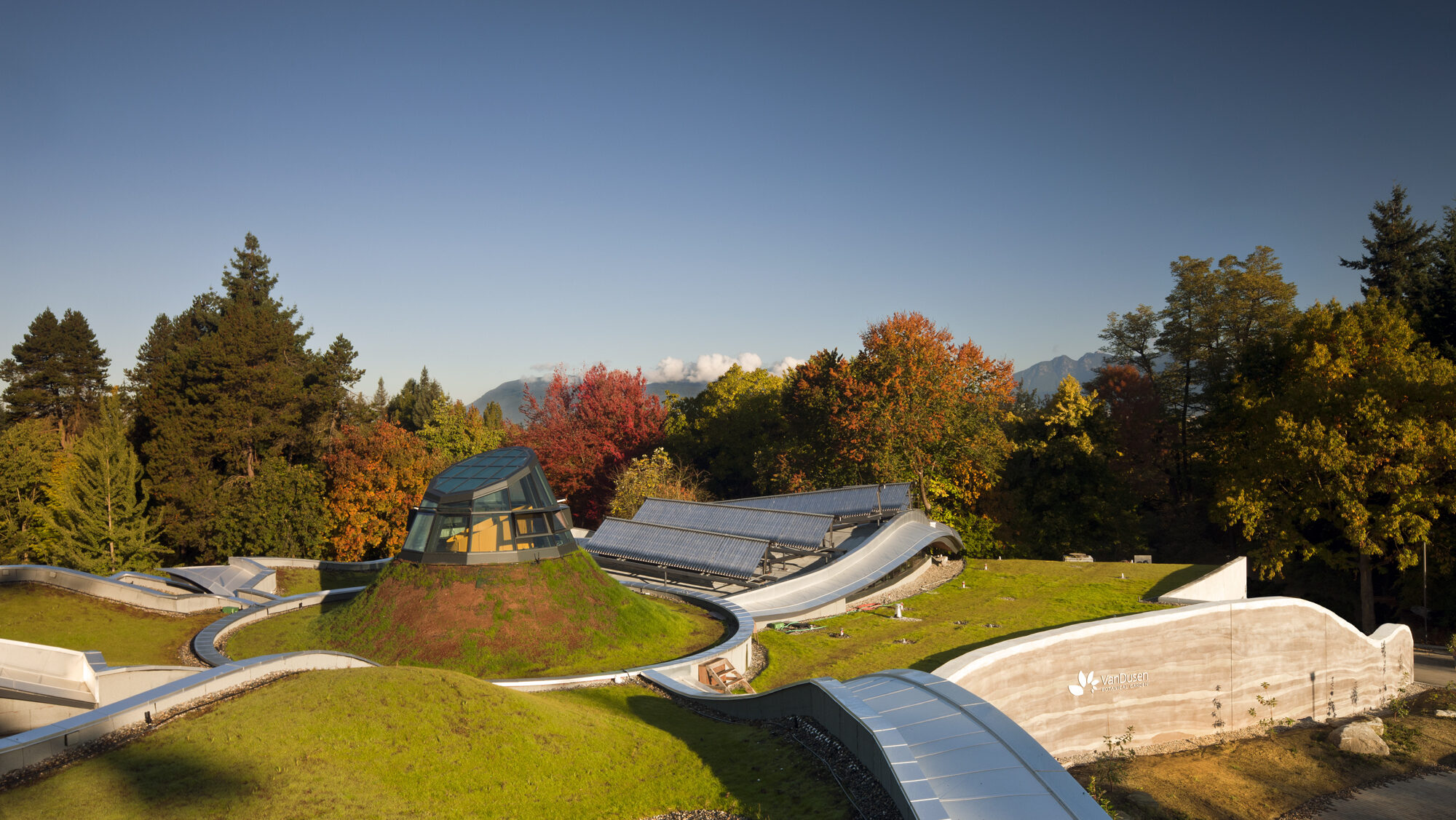 5.-VanDusen_green_roof-edited