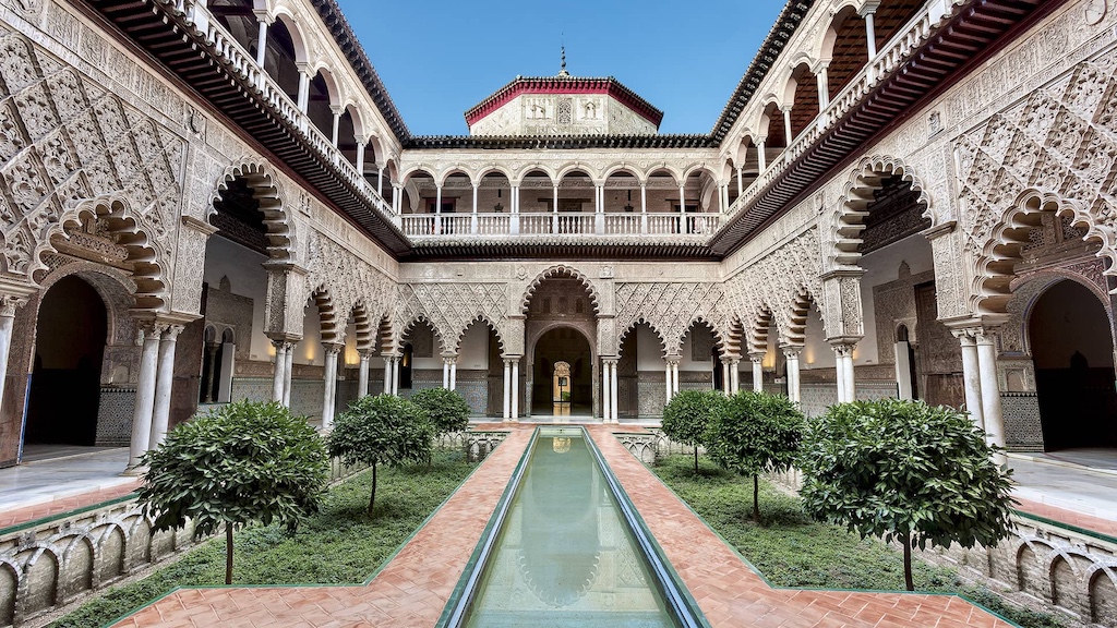 patio-de-doncellas-alcazar-de-sevilla-dosde-publishing